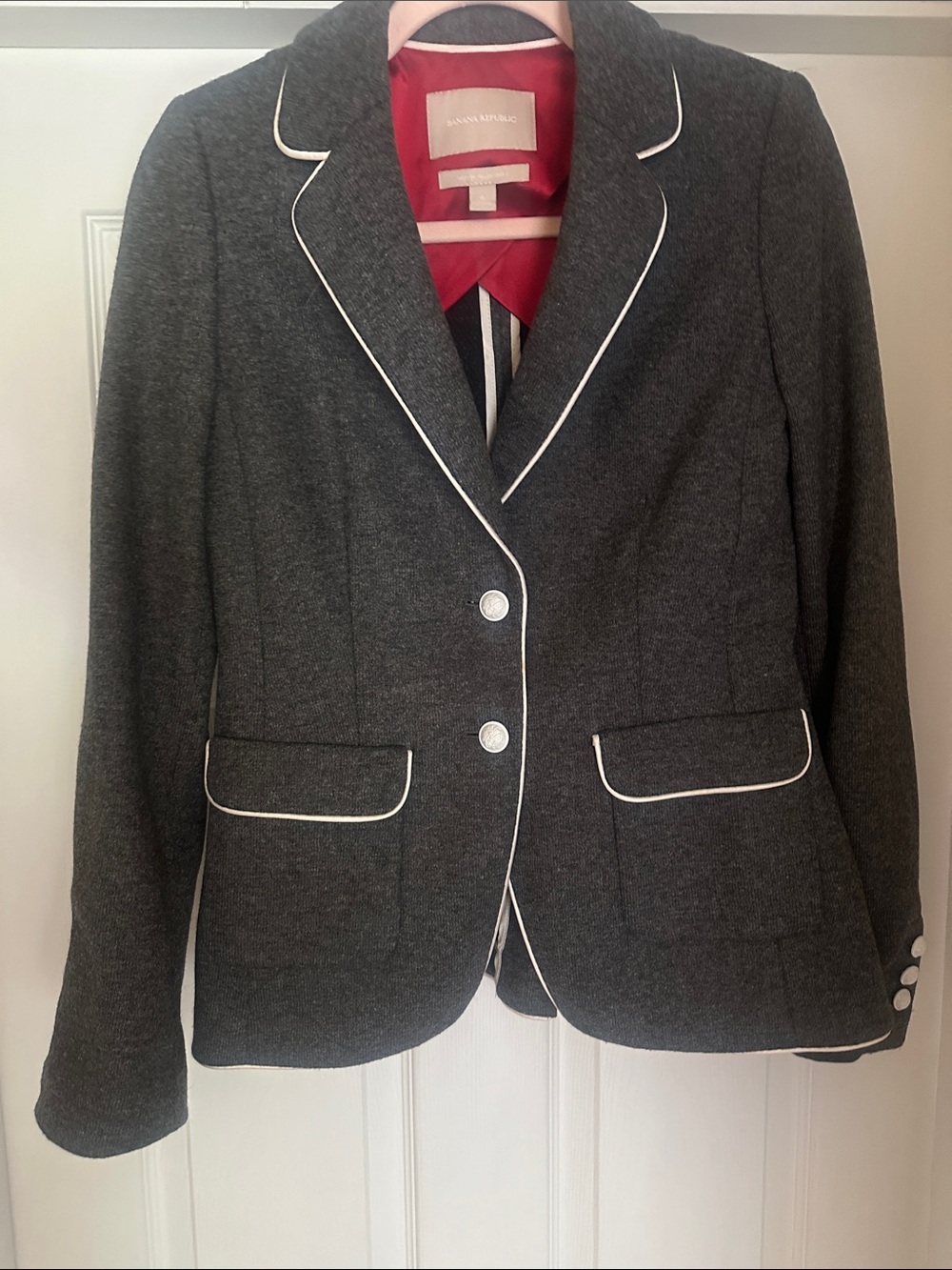 Banana Republic 76% Wool Jacket Gray With White Line Buttons Size 6